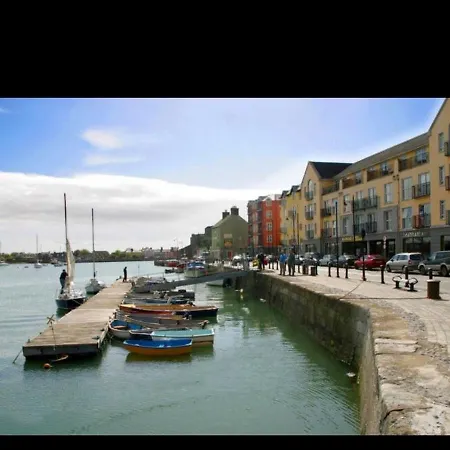 بيت ضيافة Catherines Place By The Sea